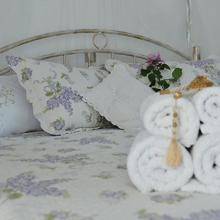 Noble Inn Loutraki  Room photo